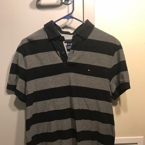 Tommy  Hilfiger black polo T medium worn decent